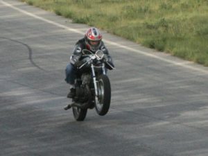 Suzuki 500 TR à Candie
